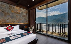 Time Restaurant & Homestay Sa Pa